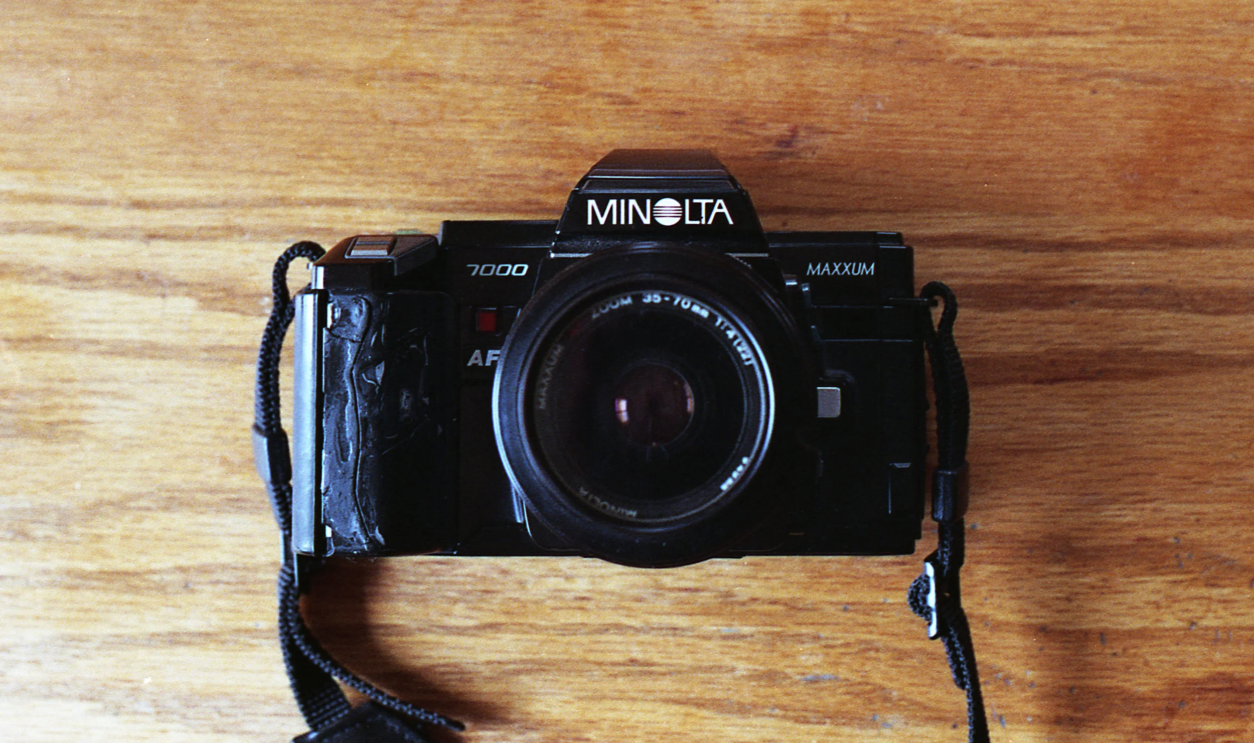 Minolta Maxxum 7000 — Aperture Preview